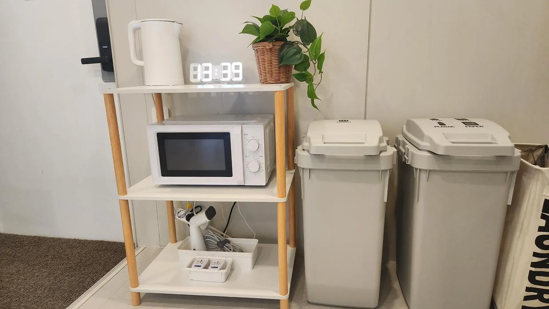 5-Minute Walk From Hongdae Station, Hotel-Style Bedding, 2 Rooms, Washer Dryer Σεούλ 0*,